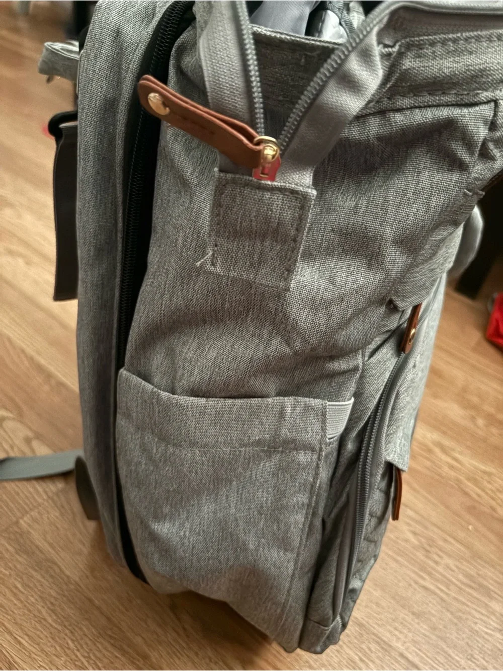 & Other Stories Grey Quilted Men’s Backpack with Brown Accents